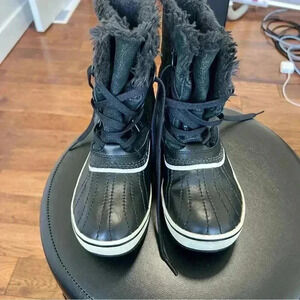 Sorel Tivoli Womens Winter Snow Boots, Color Black/Turtledove,‎ Size 7
